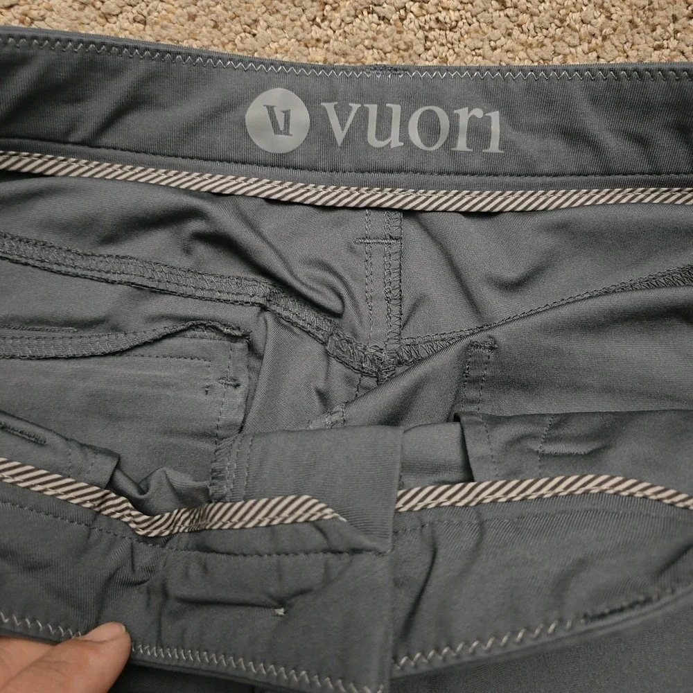 Vuori Meta Pant Athletic Slim Fit 32 Performance Stretch Charcoal Mens Pants